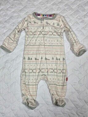 Magnetic Me Time of Wonder Ruffle Magnetic Footie